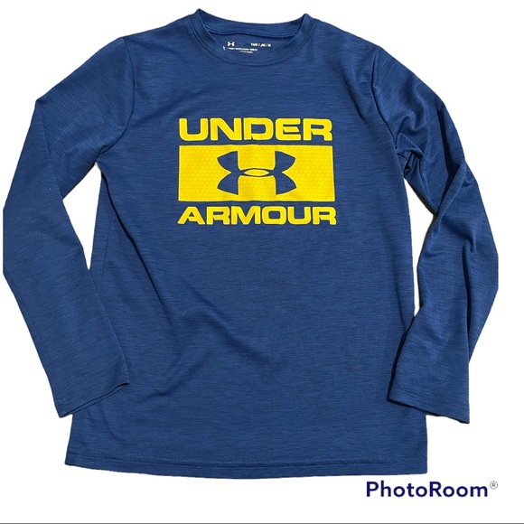 Under Armour Bundle Youth Medium - Picture 2 of 10